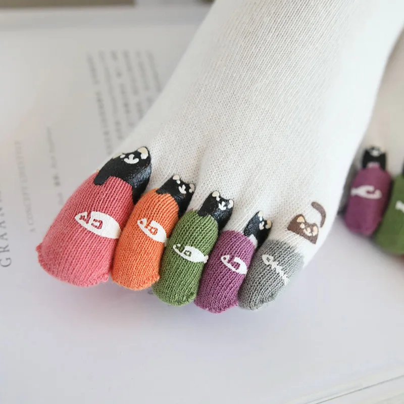 

Women's Socks & Hosiery