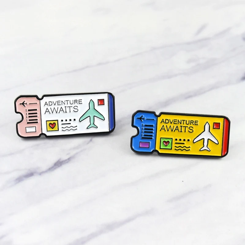 Брошка мультфильм авиабилетов эмали штырь Камера металлический подвесной