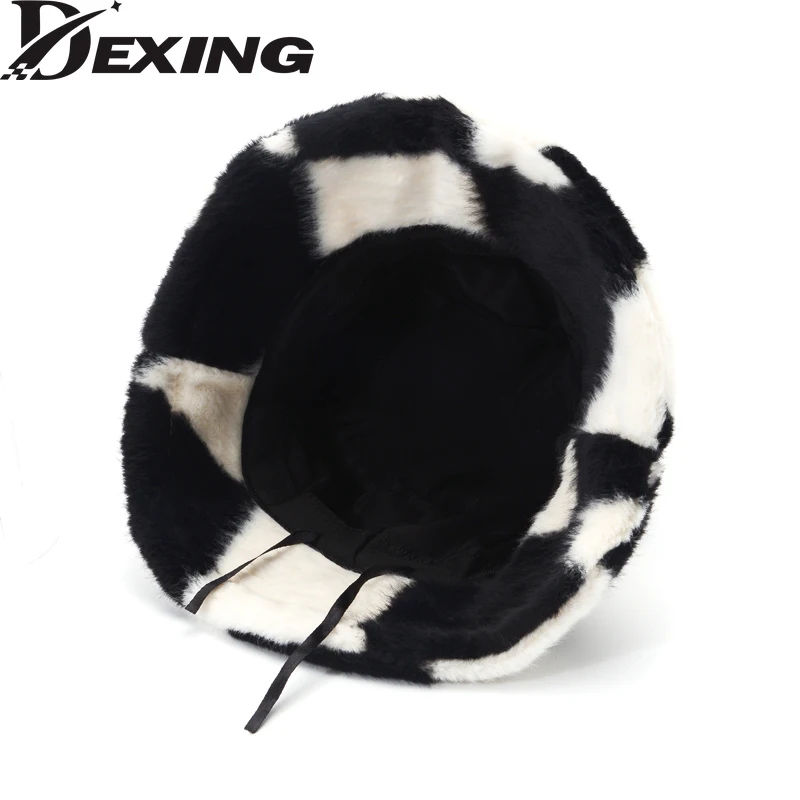 

Autumn Winter Black White Plaid Bucket Hats for Women Men Outdoor Vacation Fisherman Hat Fur Fashion Warm Velvet Panama