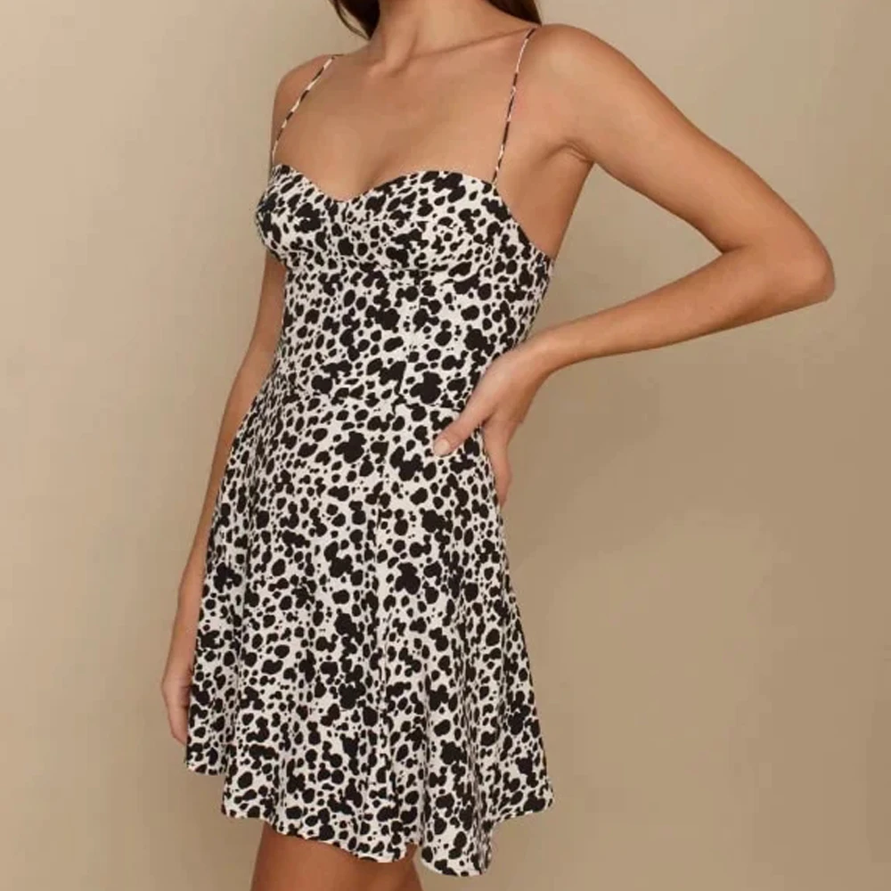 

2021 summer Women Vintage Black Leopard Mini Sling Dress Elegant Camisole Strap A-Line Vestidos sexy backless Sleeveless Dresses