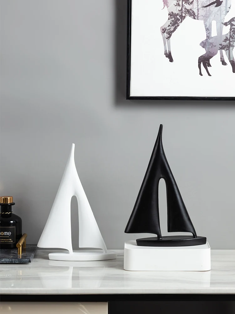 

Nordic Luxury Gold Resin Sculpture home office desk decoration tv Cabinet wine wedding accessories Grid Porch Crafts art statue