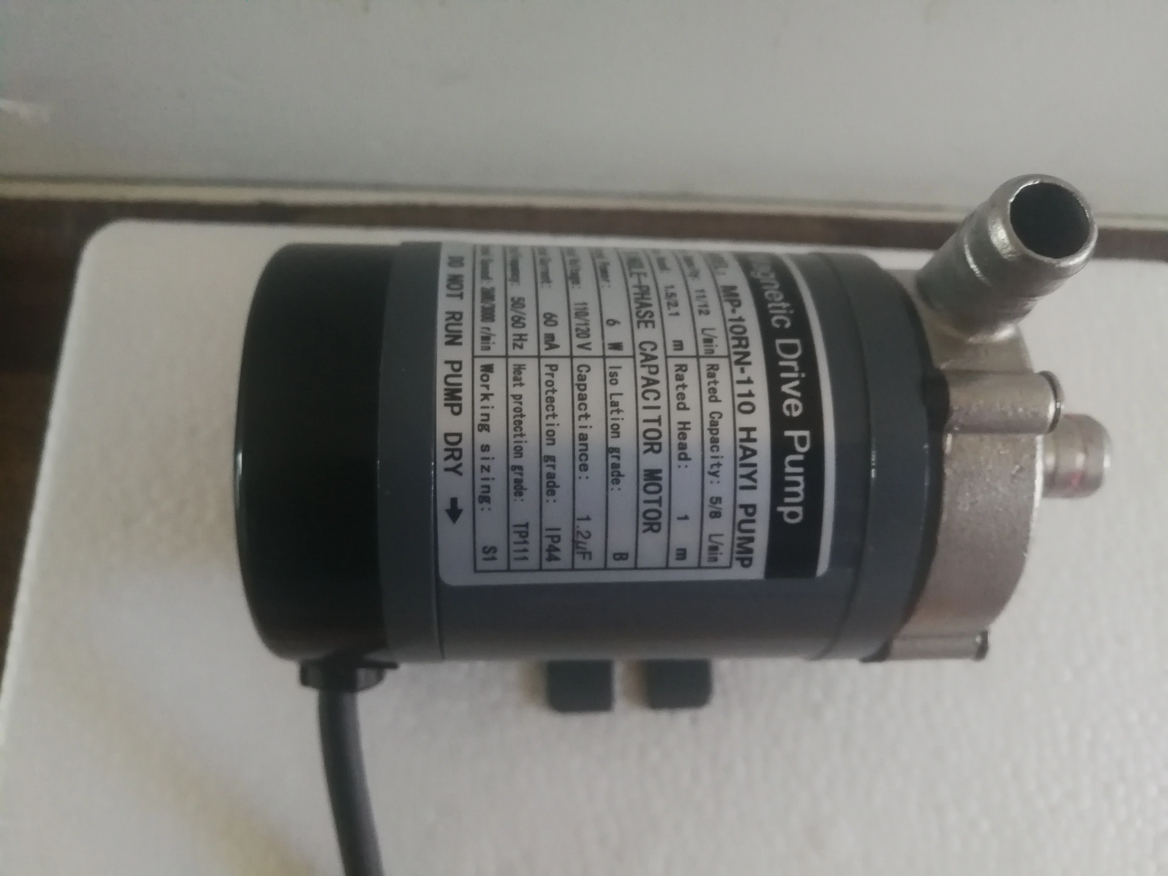 Насос с магнитным приводом MP6R устойчивый к высоким температурам кислотам и