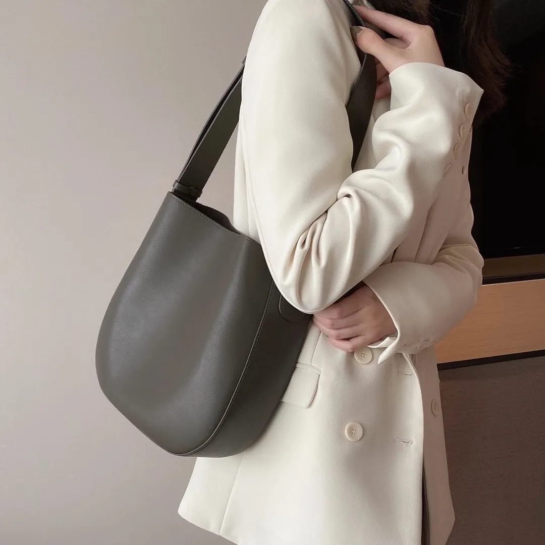 

Fashion Women Shoulder Bag Large Capacity Bucket Handbags Quality Genuine Leather Women Totes Shopping Bag Cross Body Bag Woman