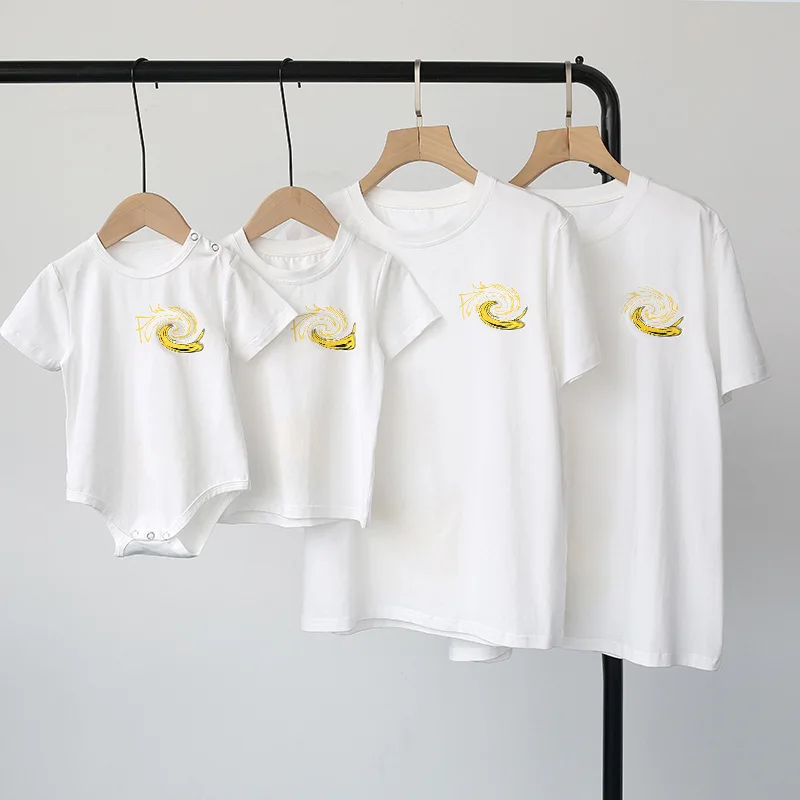 

Летняя семейная футболка, наряд, детский комбинезон, одежда, хлопковая Футболка с круглым вырезом и принтом с коротким рукавом для всей семь...