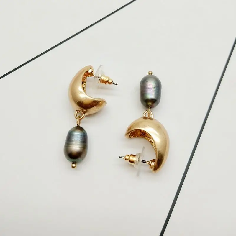 

Timeless Wonder Glam Vintage Gray Pearl Statement Stud Earrings Women Party Punk Top Fancy Neat Rare Ins Japan Gothic Cute 6563