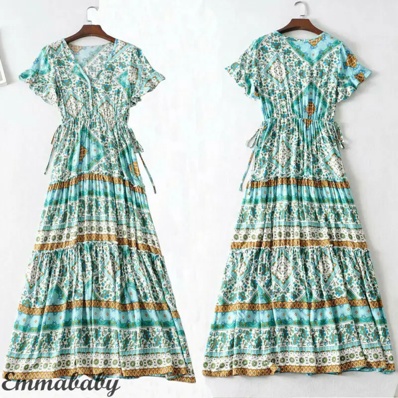 Модное женское платье трапециевидной формы с цветочным принтом и глубоким