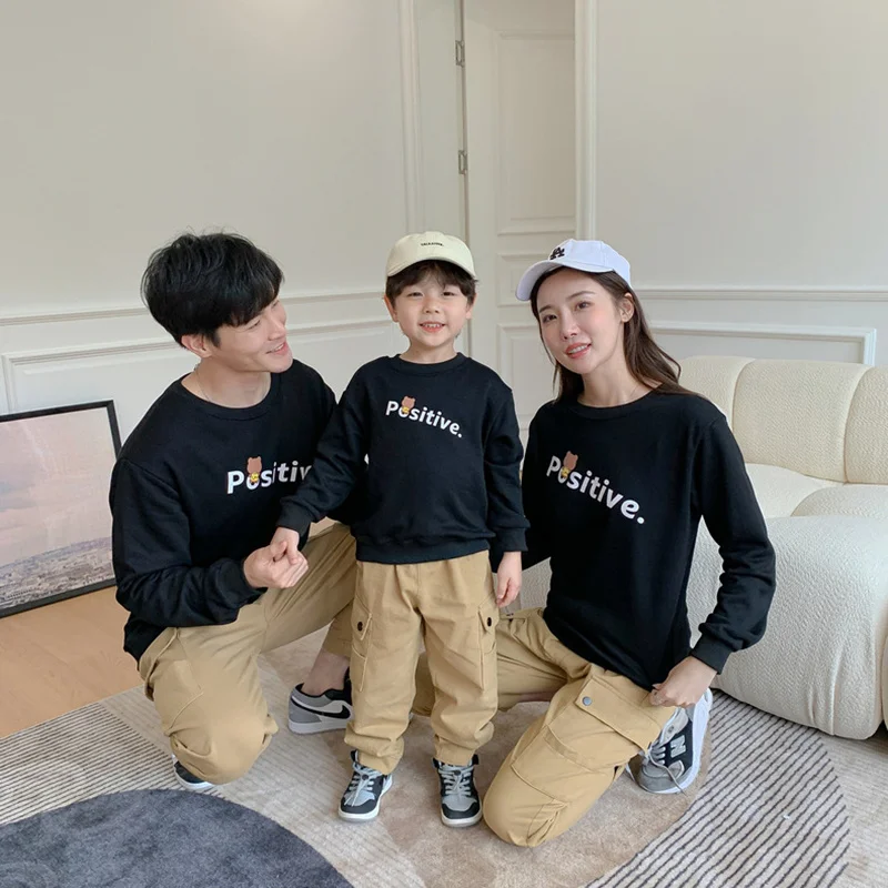 

2022 Family Hooded Sweatshirts Parent-Child Long Sleeve t Shirt Autumn Mom Dad And Son Daughter Matching Clothes Children Shirt