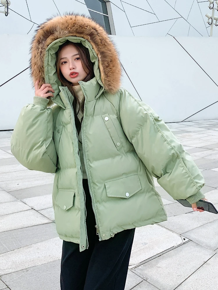 2021 new white loose women's winter down cotton padded jacket leisure bread jacket thickened short cotton padded jacket