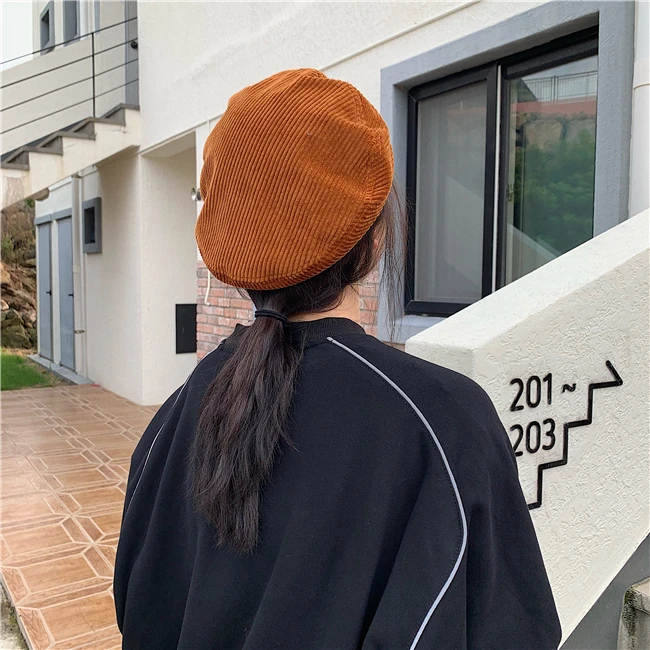 

2021 New Lady Korean Version Corduroy Beret Children Autumn Winter Retro Fashion Flat Versatile Artist Hat