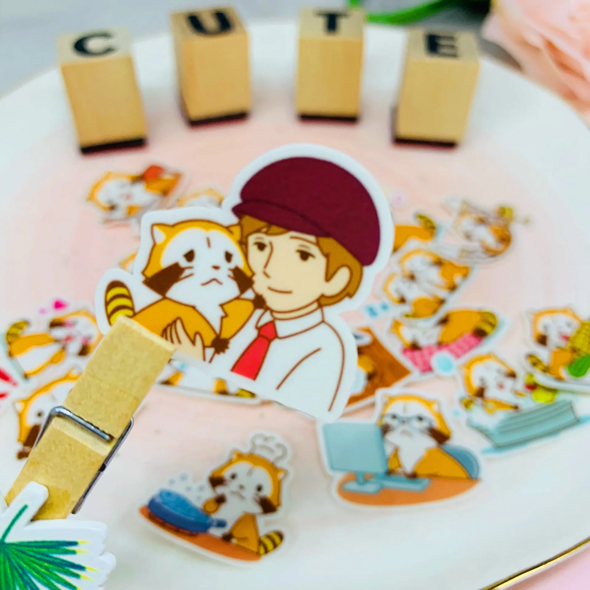 

40pcs Cartoon little animal Kids Fun Paper Stickers Homemade Bookkeeping Decals on Laptop / Decorative scrapbooking / DIY