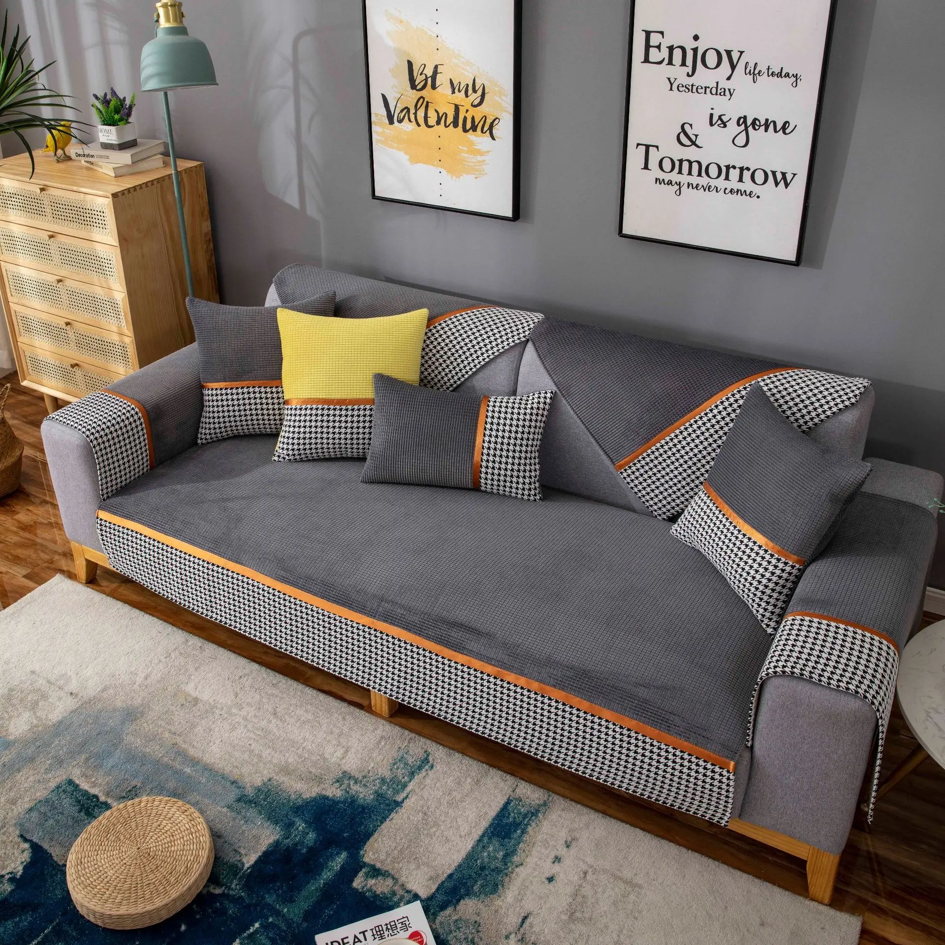 

Corn Fleece Houndstooth Breathable Sofa Cushion Anti-Slip Design Sofa Cover Four Seasons
