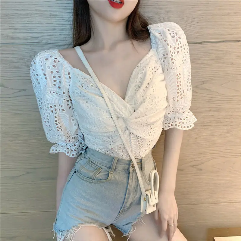 

Fashion Cotton Women T Shirt Summer 2021 Short Sleeve Plus Size Sexy Crop Tops Casual Tees Embroidery Lace Floral Female Tshirts