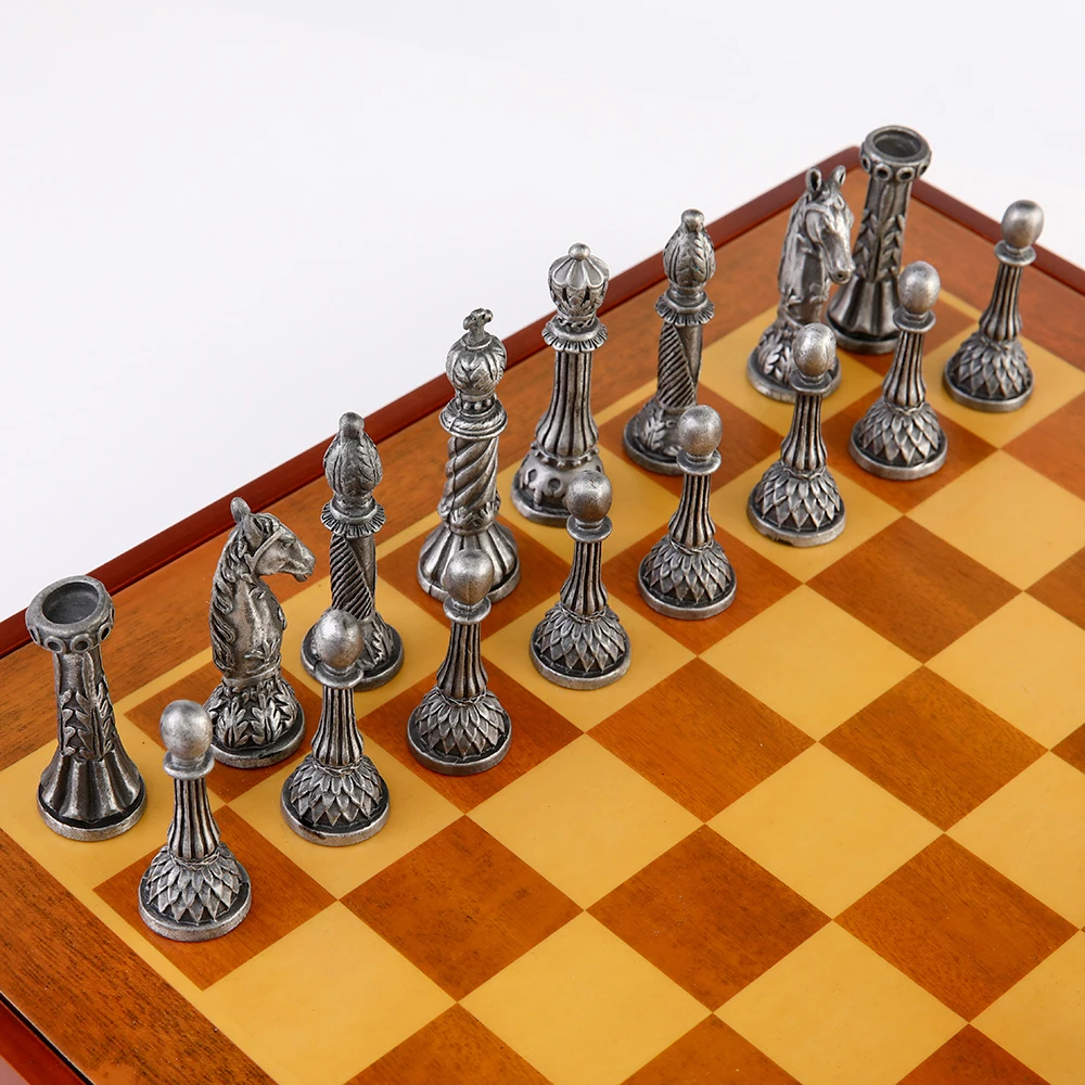 

Themed Chess Free Shipping High Quality New Arrival Tin Zinc Alloy Metal Chess Set Rome Style Chess Pieces Chess Set Luxury