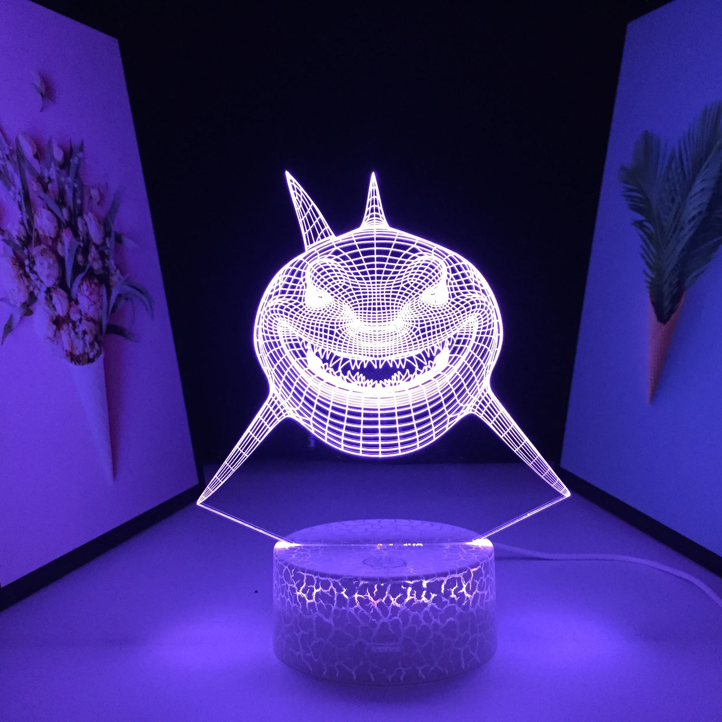 

Great White Shark Head-On 3D Night Light Optical Illusion White Cracked Base Home Decoration 7 Color Changes LED Neon Lamp