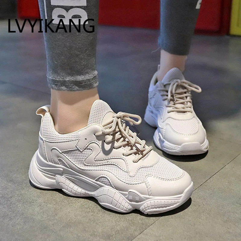 Женские кроссовки из сетчатого материала удобные дышащие на массивном каблуке 5 см повседневная обувь