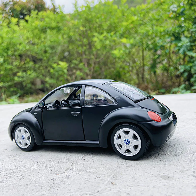 Модель автомобиля Maisto 1:24 Volkswagen Beetle, винтажная модель автомобиля из сплава, Декоративные Коллекционные игрушки, подарок от AliExpress RU&CIS NEW