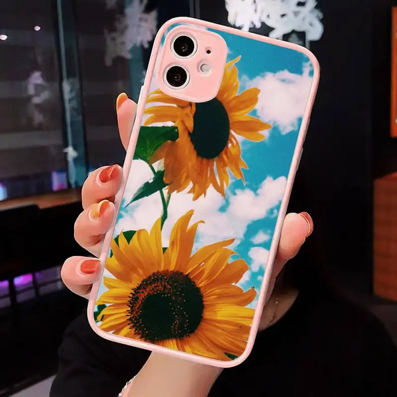 

Phone Case For iPhone 12 11 Mini Pro XR XS Max 7 8 Plus X daisy yellow sunflower flower Matte transparent Pink Back Cover