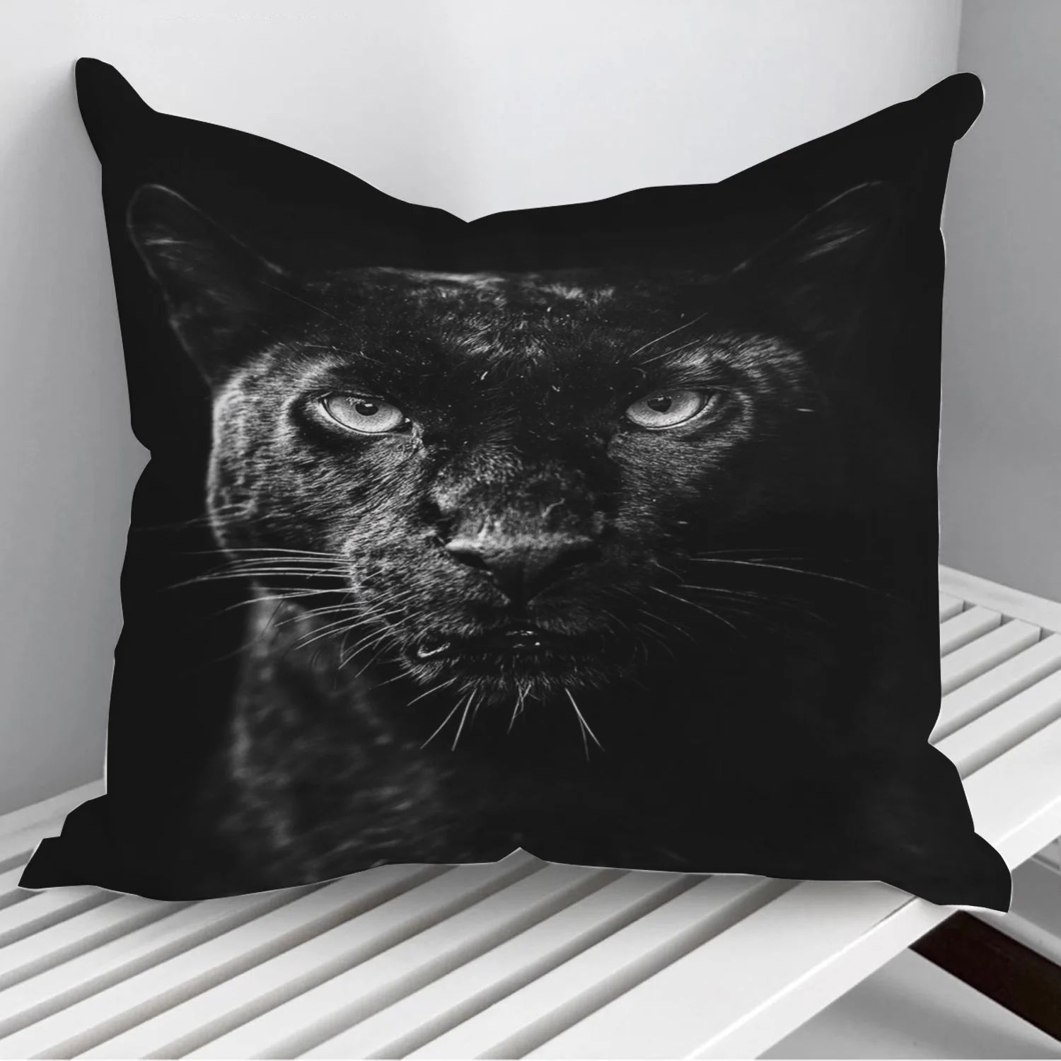 

Декоративная наволочка для дивана, Постер черной Пантеры, 45 х45 см, 40 х40 см