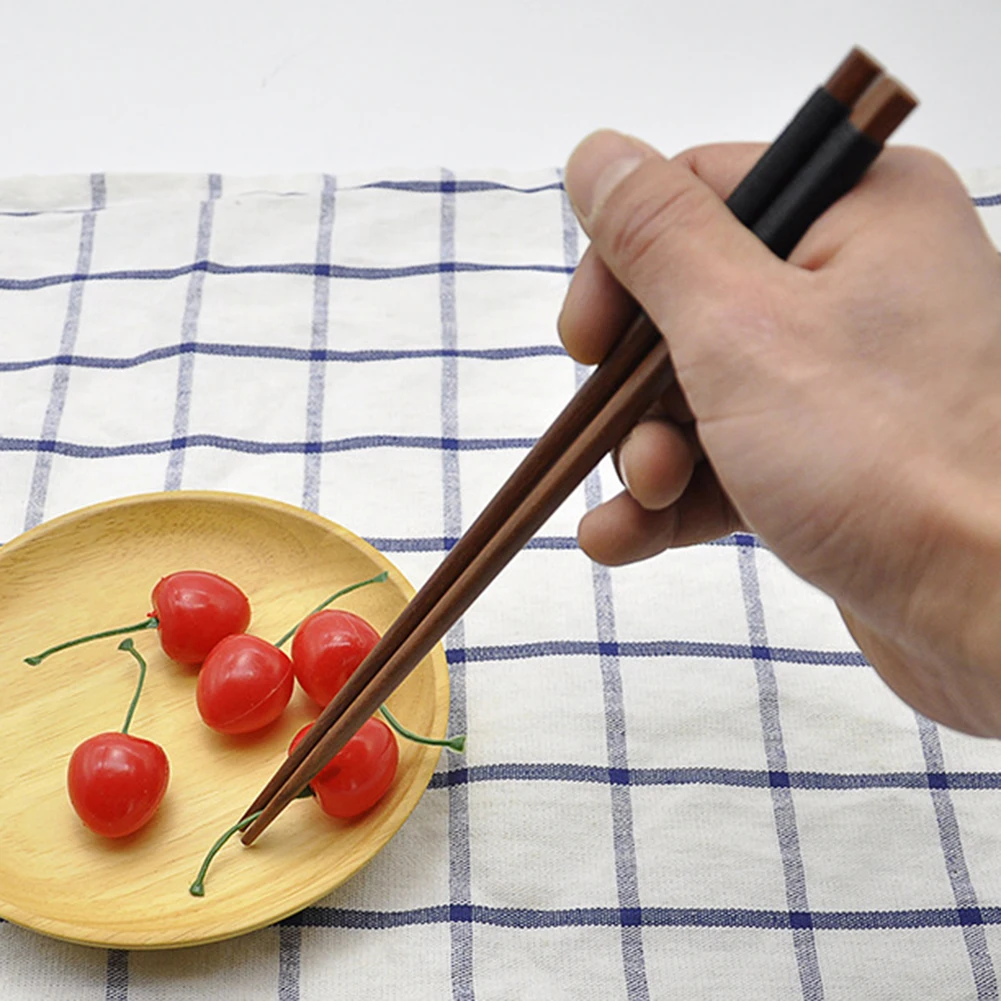 Натуральные деревянные палочки ручной работы для еды и соотношение