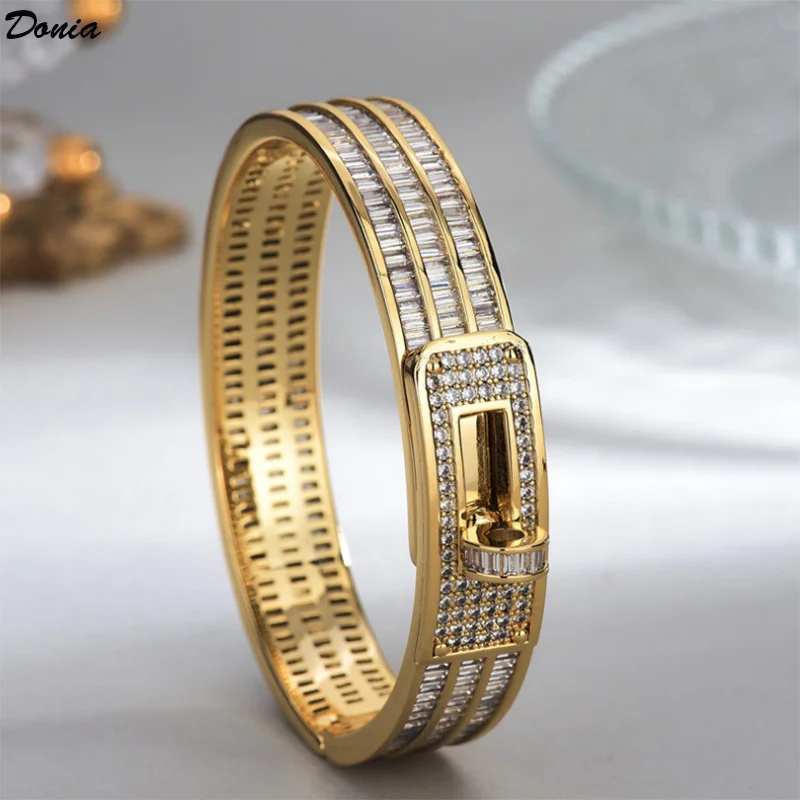 Donia jewelry European and American fashion pig nose AAA zircon bracelet men and women couples married titanium