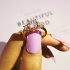 Обручальные кольца с тремя камнями золотого цвета, модный стиль, кольца с фианитом 3 карата, ювелирные изделия, подарок, специальное уникальное искусственное кольцо