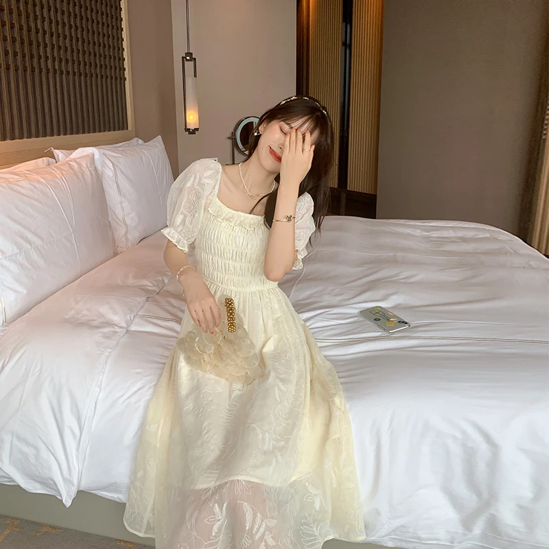 Женское винтажное платье MISHOW однотонное элегантное белое в стиле ретро с высокой