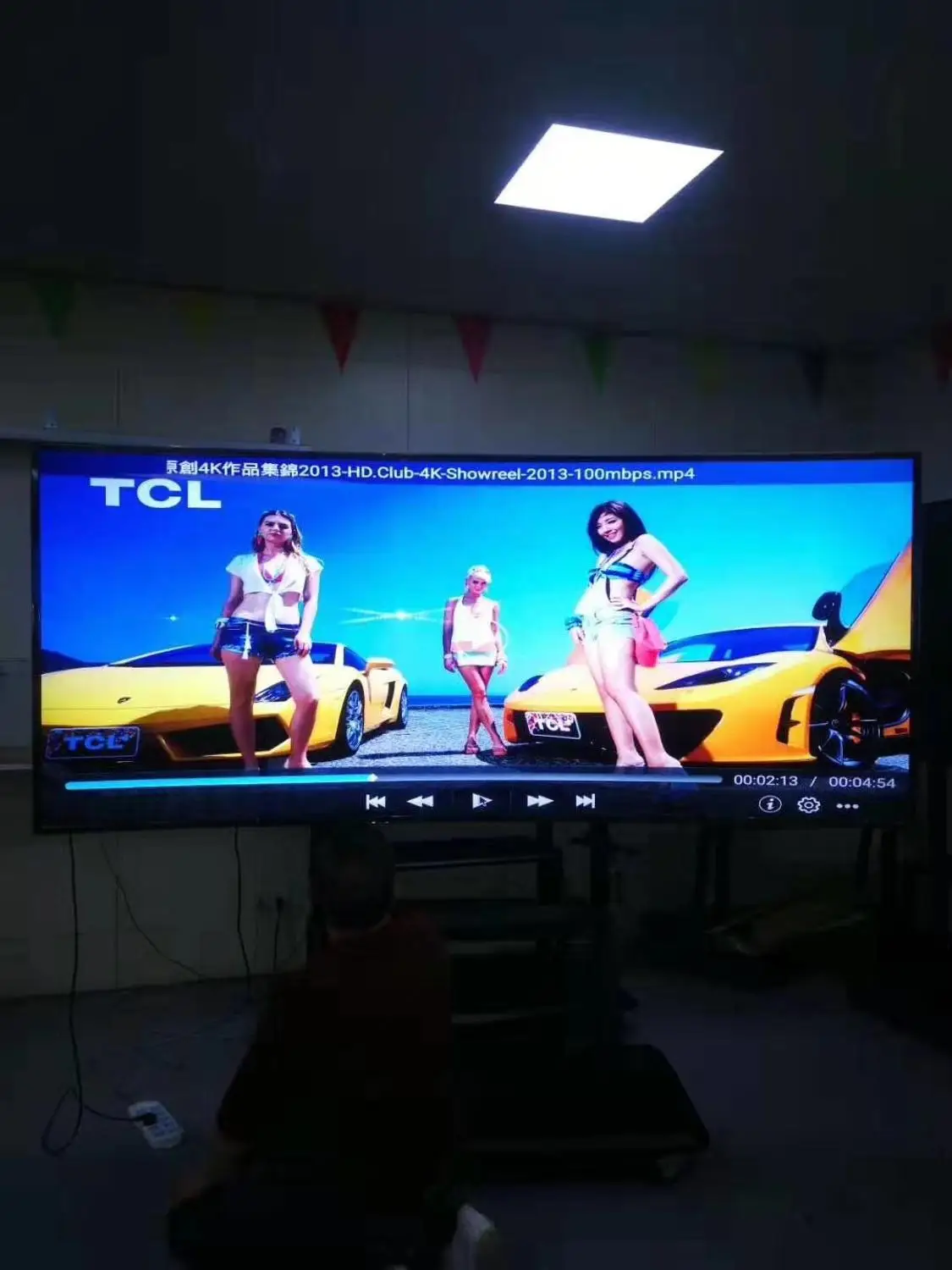 100 105 дюймов изогнутая или плоская панель большой монитор дисплей и смарт 4K led