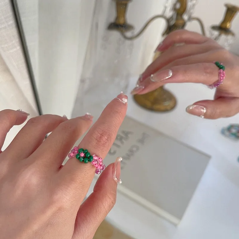 

New BoHo Small Fresh Style Multi-color Small Flower Ring Handmade Rice Beads Ring For Women Girls Beach Party Jewelry