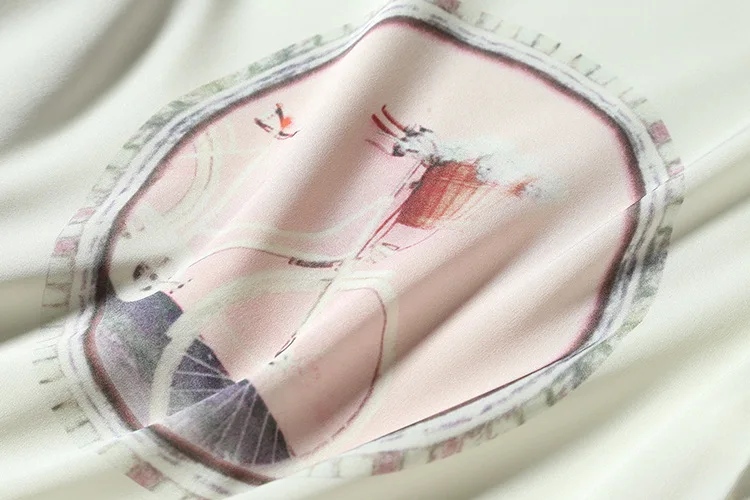 

European and American women's wear for spring 2021 Short-sleeved bicycle printed round collar Fashion silk t-shirts