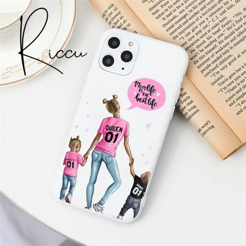 

Baby Mom Girl Phone Case For Iphone 12 Pro Max Mini 11 Pro XS MAX 8 7 6 6S Plus X 5S SE 2020 XR Candy White Silicone Cases Cover