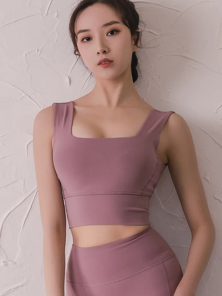 

Sportswear & Accessories