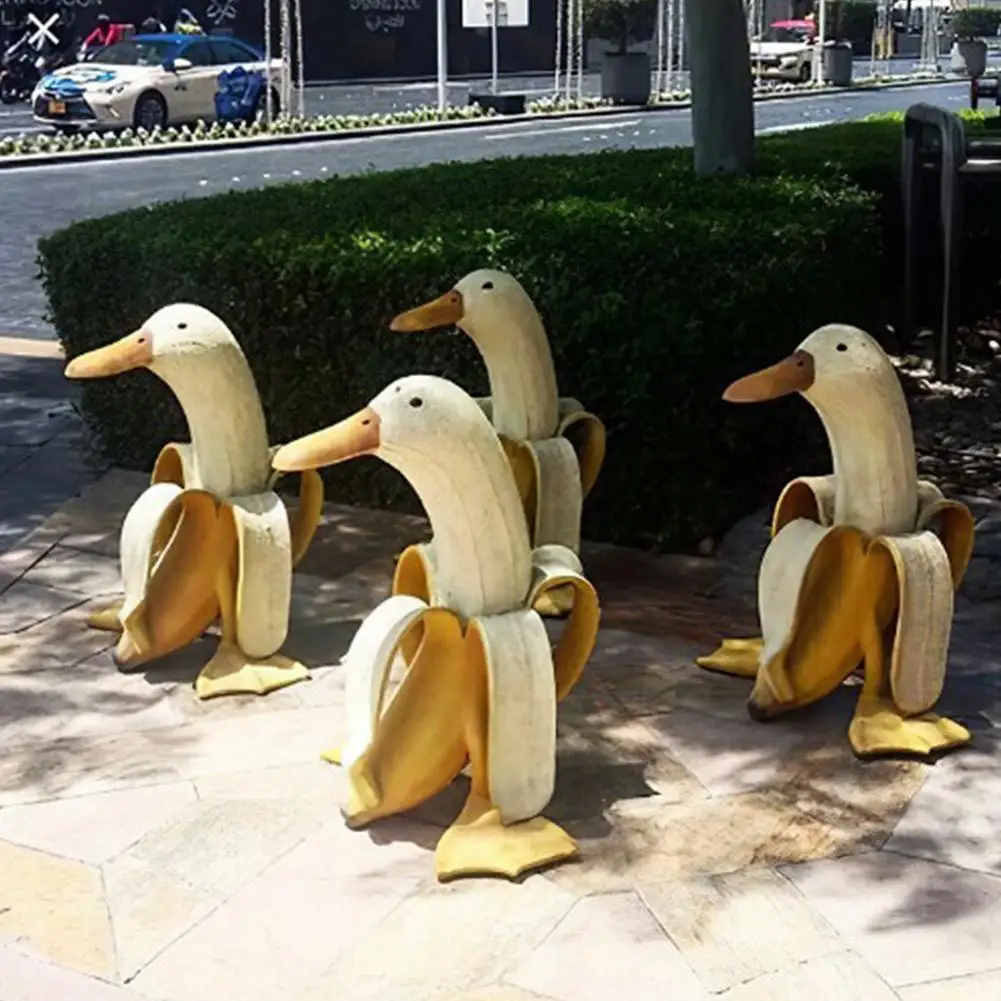 

Garden Statue Creative Banana And Duck Statue Yard Peeled Accessories Decorations Art Ornaments Decor Garden Banana For Out P6U8
