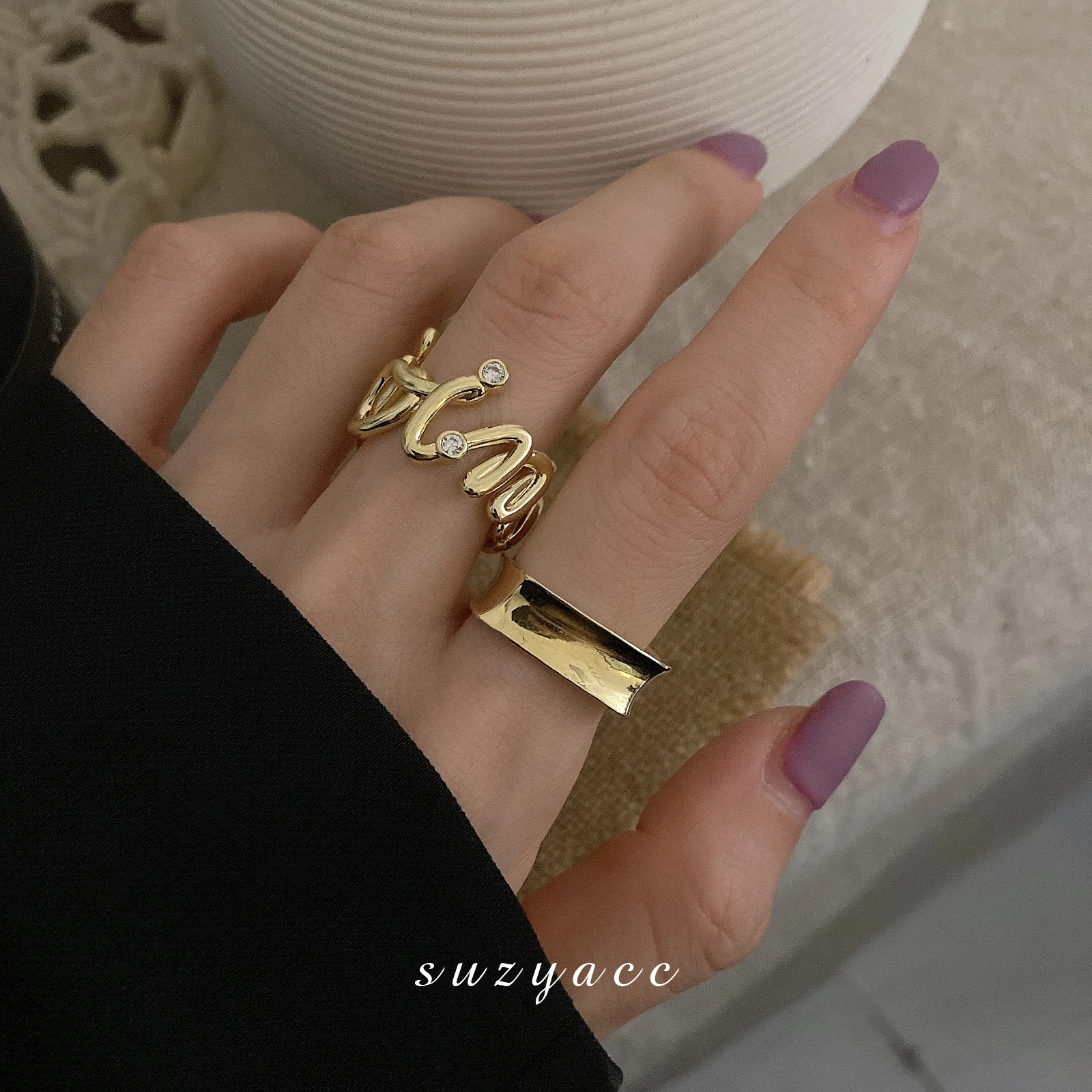 

Korean-Style Gold Geometric Letter Wave Open Ring Women's Fashion Personalized Niche Design High-Grade Temperament Bracelet