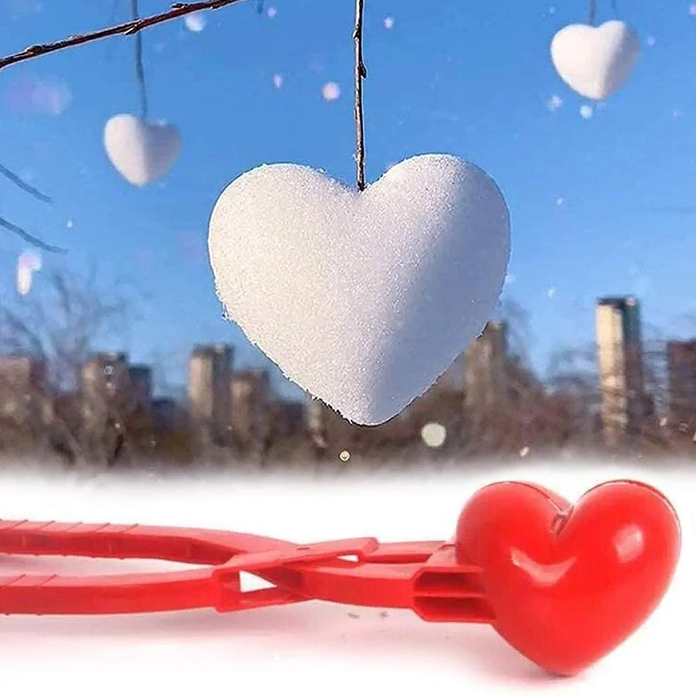 

8cm Heart Snowball Maker Winter Plastic Snowball Maker Clip Kids Outdoor Sand Snow Ball Mold Toys Fight Clip Toy Play Snow Tool