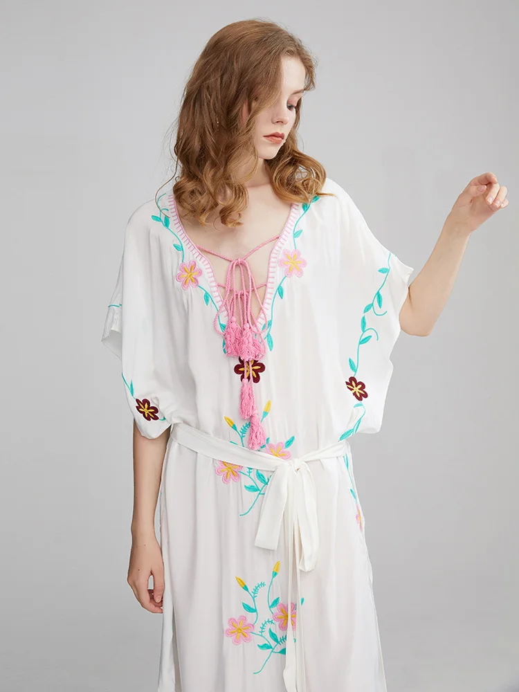 

Summer new travel holiday national style V-neck sexy dress national style embroidery retro loose long dress