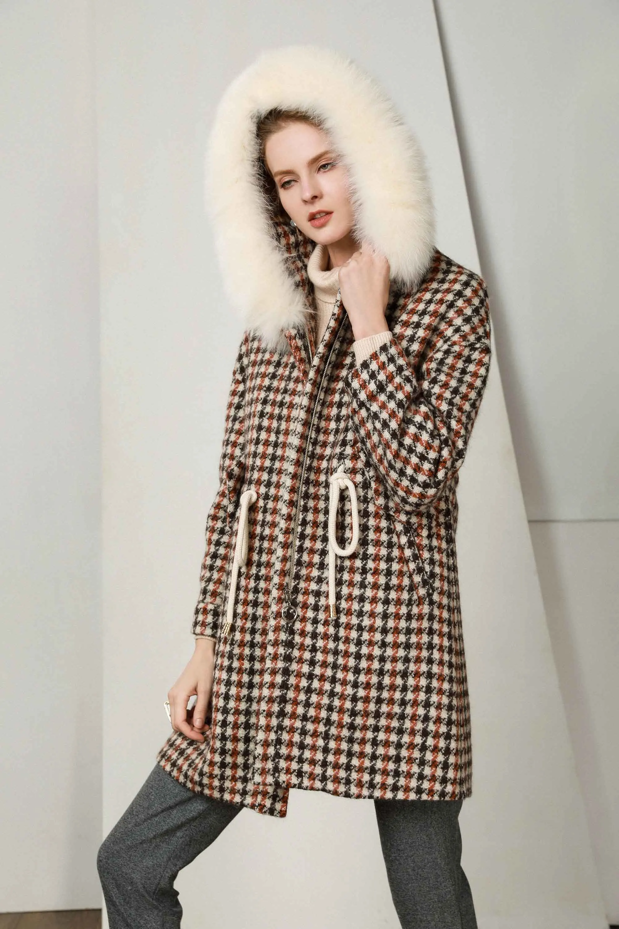 

LA.TENDRE Plaid Wool Blend Women Overcoat Feathers Hooded Tie Waist Zip Fashion Style Leisure Loose Warm Jackets Female