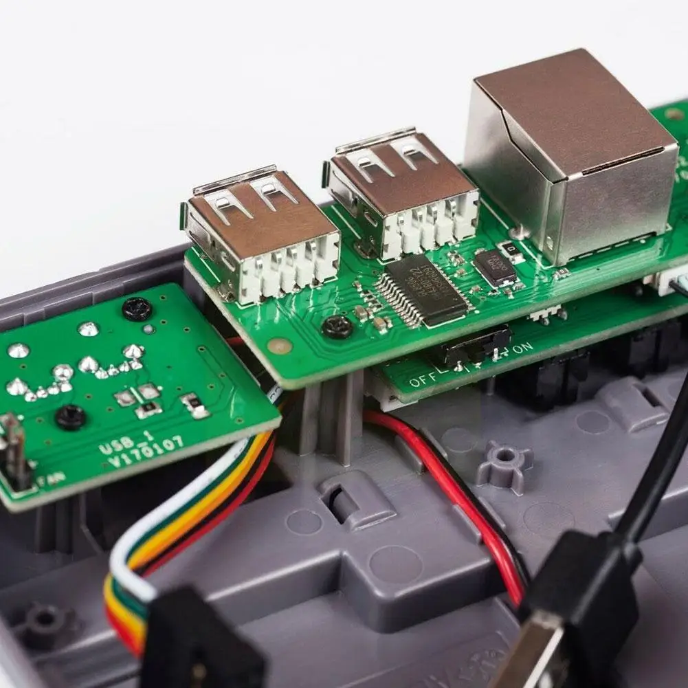 

Nespi + Plus для совместимого с питанием кабеля для Retropie Game Raspberry Pi 3 Model B + | retroflag + 32 Гб Sd Y1q3