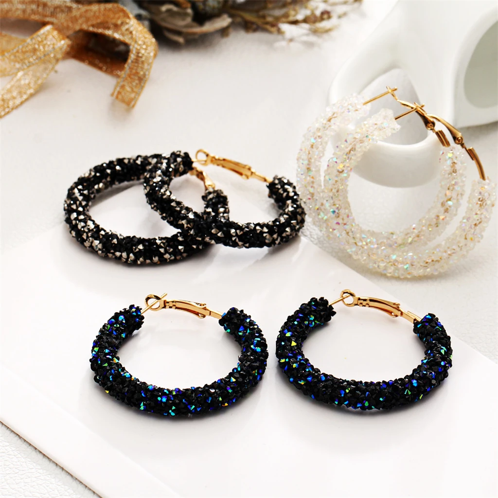 

【Q2D2073】2pcs/set fashion simple personalized retro exaggerated earrings circle crystal earrings