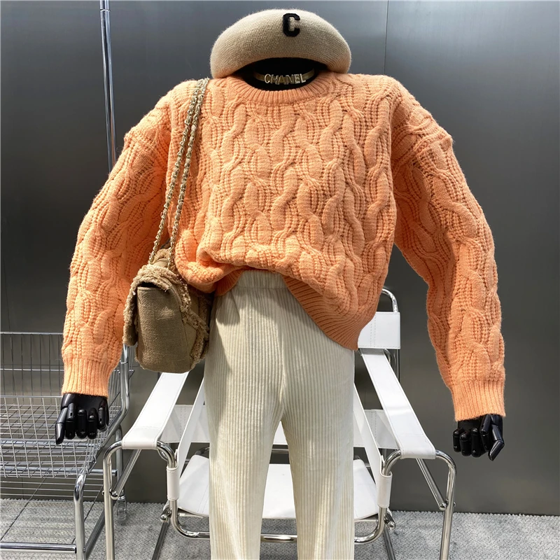 

New Brand Original Design Gentle Wind Round Neck Pullover Top Foreign Style Versatile Loose Short Pullover Twist Sweater Sweater