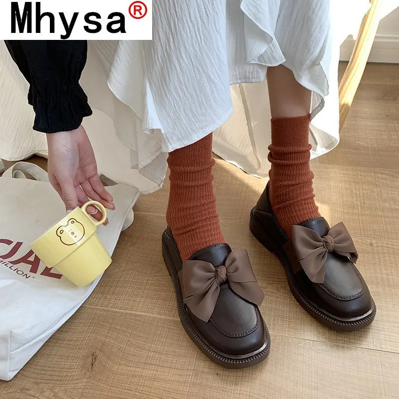 

2021 Women's Flat Shoes Bowknot Cute PU Leather Women's Shoes Comfortable Warm Patent Leather Black Flats Shoes Woman Square Toe
