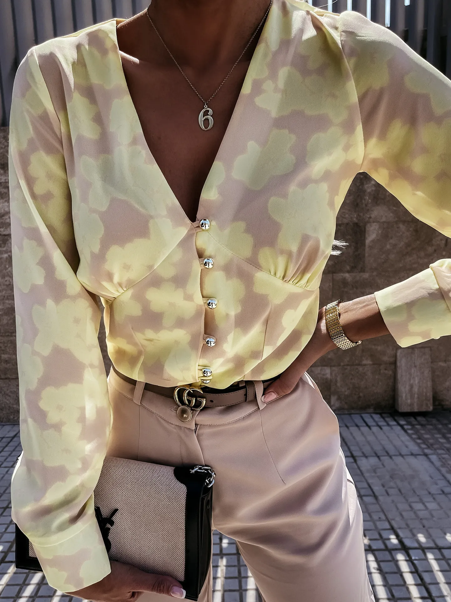 

Women Loose Casual Button Down Shirts Sexy Deep V Neck Long Sleeve Floral Print Slim Fitted Tops for Spring Autumn