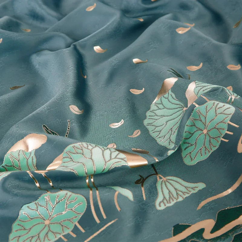 

Китайская жаккардовая ткань hanfu для платья, ткань для юбки лошади с рисунком зеленого лотоса, материал для шитья платьев, дизайнерская ткань