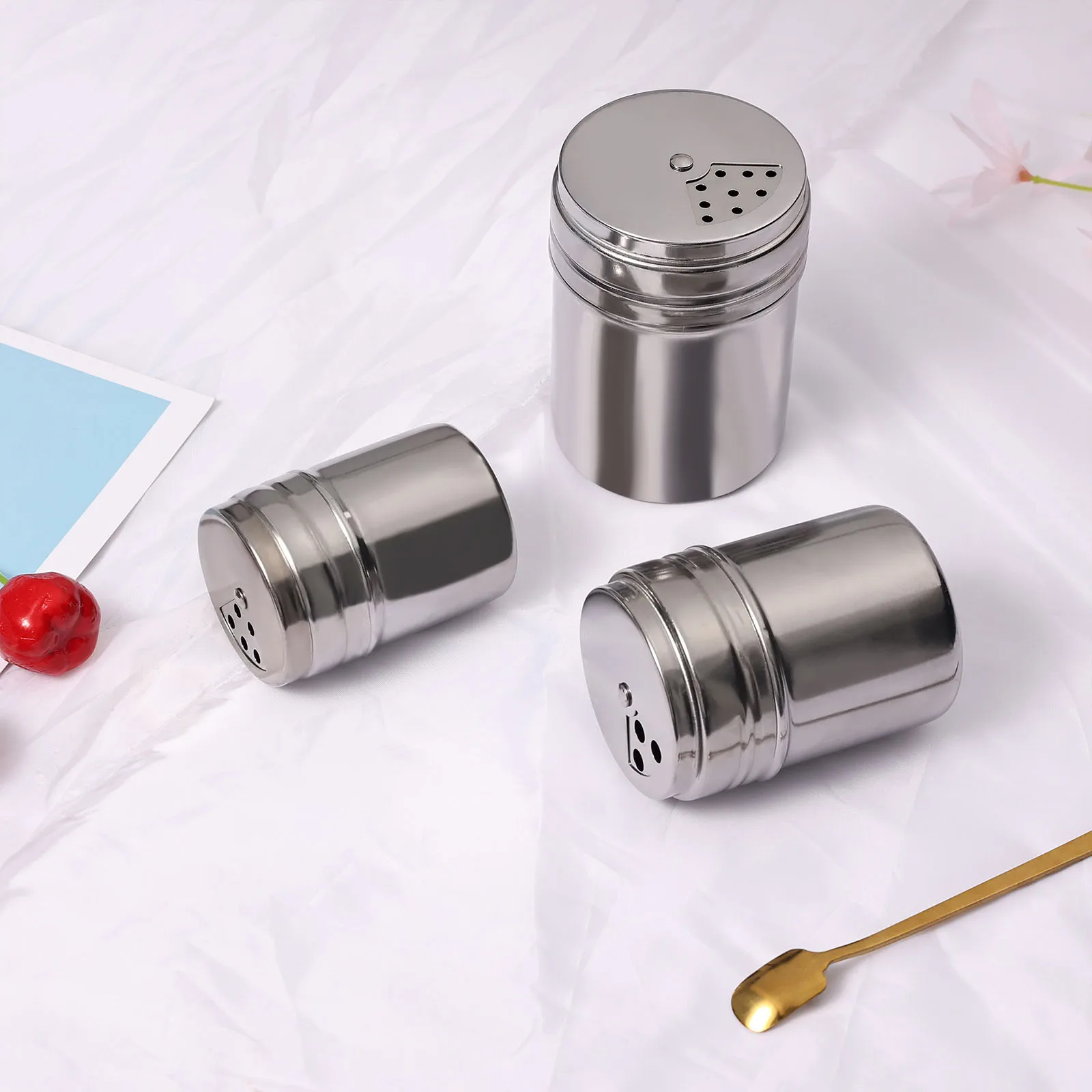 

2 Pcs Stainless Steel Spice Shaker Portable Seasoning Dispenser with Rotating Lids for Camping, Hiking
