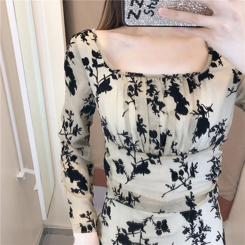 

Women Sexy Big Square Collar Tight-fitting Autumn Dress Gentle Retro Print Long-Sleeved Mid-length Dress