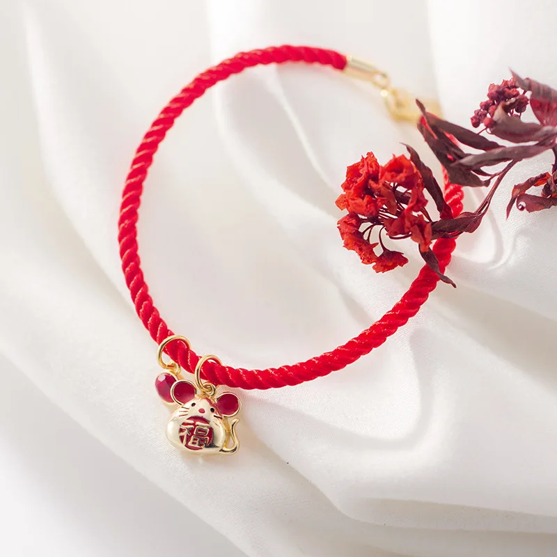 Браслет из серебра 925 пробы с красной нитью и бусинами | Украшения аксессуары