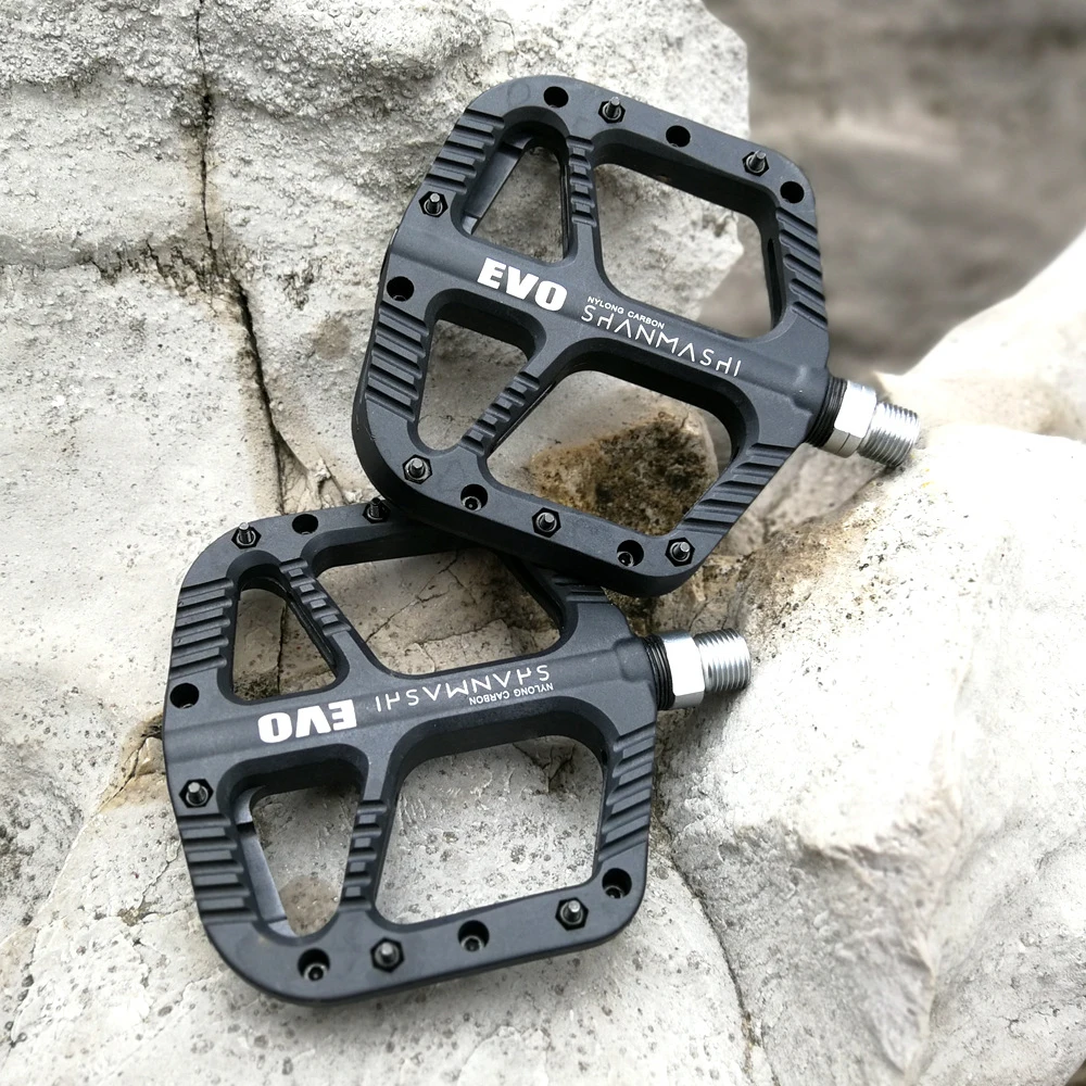 

Mountain Bike Bicycle Pedal Nylon Fiber Composite Flat Pedals Flatbed Wide Downhill MTB Pedals