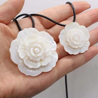hot sale elegant charm white mother of pearl shell flower shape romantic cute pendant necklace birthday anniversary party gift