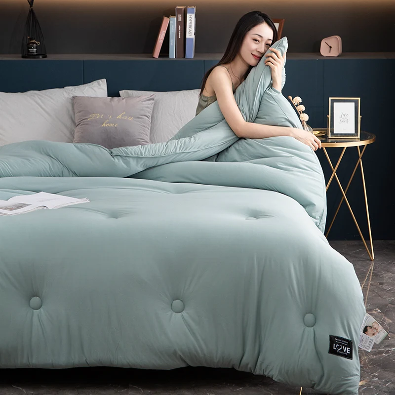 Однотонное серое одеяло стеганое синее вязаное хлопковое утепленное для осени и