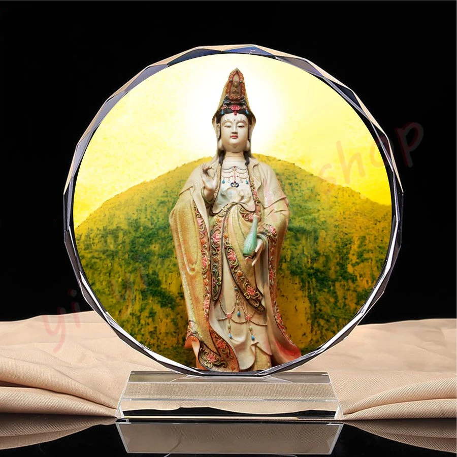 

Worship, Guanyin Bodhisattva portrait, Guanyin master Buddha statue, crystal decoration, craft products