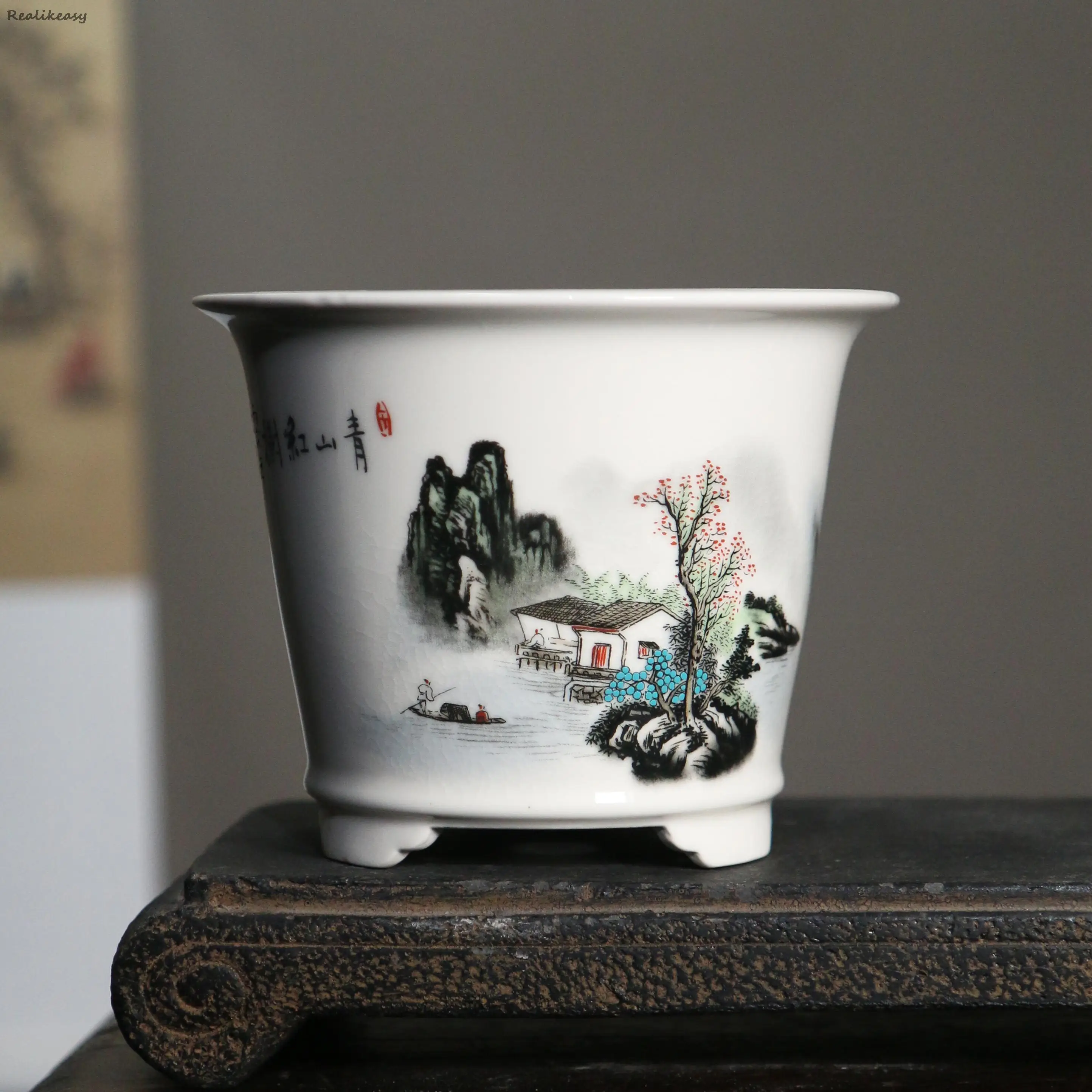 Керамические цветочные горшки